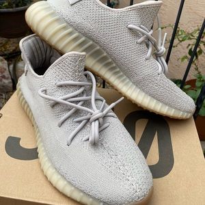 yeezy boost 350 V2 sesame